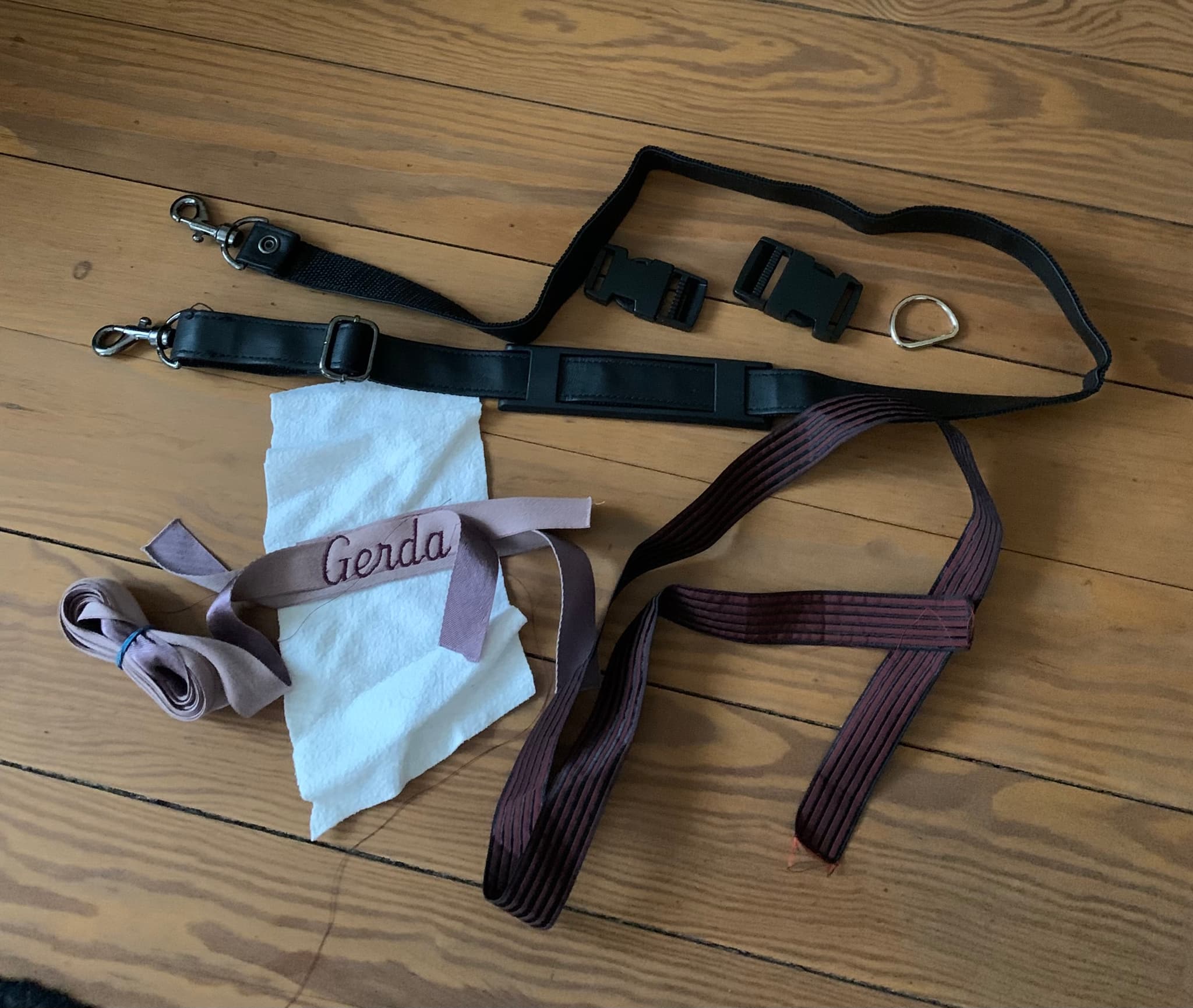 Halsband für Gerda Materialauswahl 